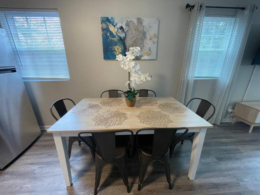 * Prime Place * Pet Friendly * King Bed * Durham Eksteriør bilde